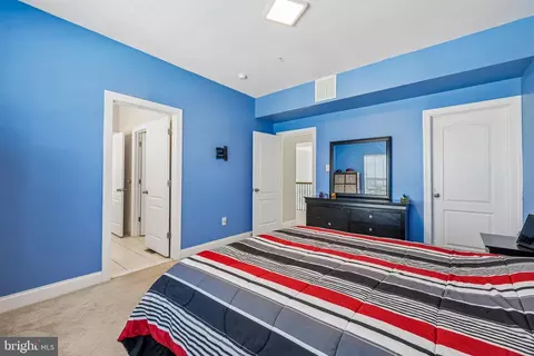 Bedroom - 6517 Totteridge, Middle River, MD 21220 photo 10 of 12