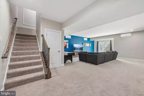 Entry Way - 6517 Totteridge, Middle River, MD 21220 photo 14 of 17