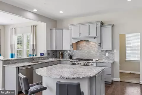 Kitchen - 6517 Totteridge, Middle River, MD 21220 photo 2 of 5