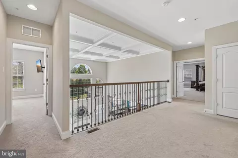 Entry Way - 6517 Totteridge, Middle River, MD 21220 photo 8 of 17