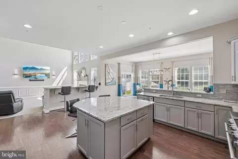 Kitchen - 6517 Totteridge, Middle River, MD 21220 photo 5 of 5