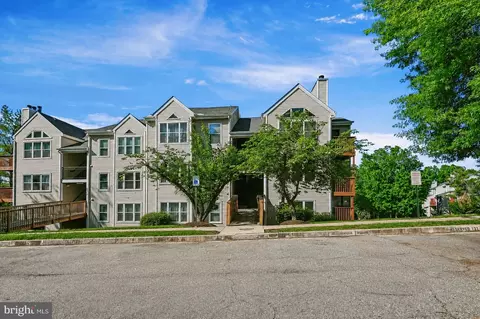5630 Ringwood Dr #E, Halethorpe, MD 21227