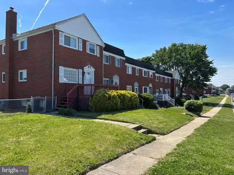 7855 Rockbourne Rd, Dundalk, MD 21222