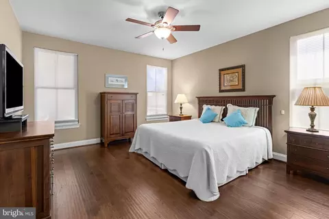 Bedroom - 6914 Summit Cir, Baltimore, MD 21239 photo 1 of 5