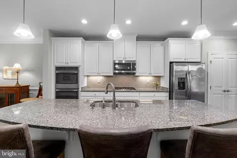 Kitchen - 6914 Summit Cir, Baltimore, MD 21239 photo 2 of 5