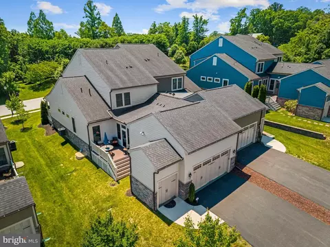View/Area - 6914 Summit Cir, Baltimore, MD 21239 photo 3 of 3