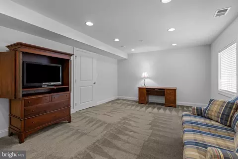 Other - 6914 Summit Cir, Baltimore, MD 21239 photo 8 of 11
