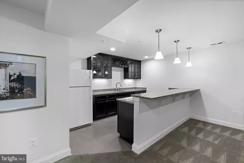 Kitchen - 6914 Summit Cir, Baltimore, MD 21239 photo 5 of 5