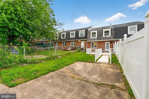 Exterior - 5424 Cynthia Ter, Baltimore, MD 21206 photo 7 of 13