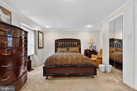 Bedroom - 5424 Cynthia Ter, Baltimore, MD 21206 photo 4 of 6