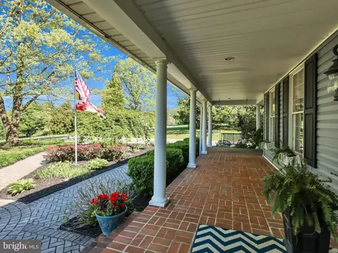 Exterior - 25 Thomas Shilling Ct, Upperco, MD 21155 photo 4 of 23