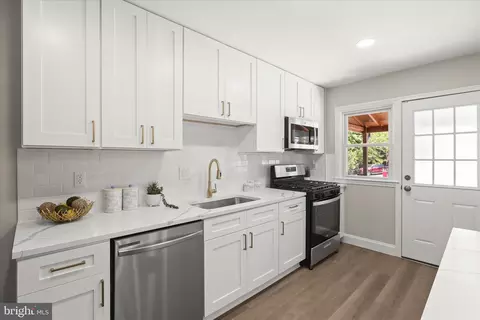 Kitchen - 1403 N Forest Park Ave, Baltimore, MD 21207 photo 2 of 2
