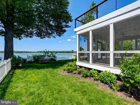 Exterior - 13206 Cherwin Ave, Middle River, MD 21220 photo 5 of 7