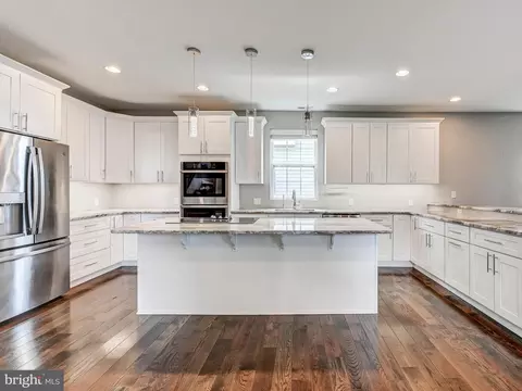 Kitchen - 13206 Cherwin Ave, Middle River, MD 21220 photo 2 of 5
