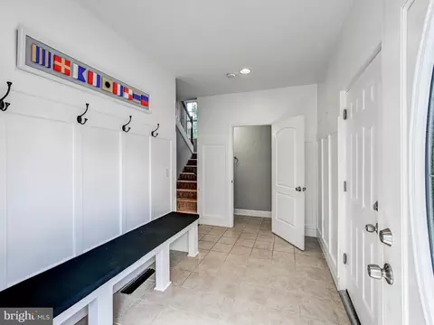 Entry Way - 13206 Cherwin Ave, Middle River, MD 21220 photo 2 of 4