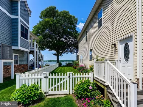 Exterior - 13206 Cherwin Ave, Middle River, MD 21220 photo 1 of 7