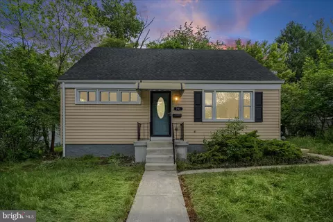 741 Leafydale Ter, Pikesville, MD 21208