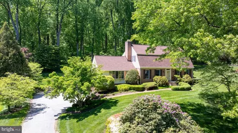 4312 Manorwood Dr, Glen Arm, MD 21057