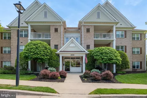 400 Plumbridge Ct #102, Lutherville Timonium, MD 21093