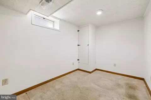 Bedroom - 7040 Johnnycake Rd, Windsor Mill, MD 21244 photo 5 of 5