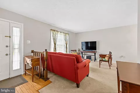Entry Way - 7040 Johnnycake Rd, Windsor Mill, MD 21244 photo 2 of 4