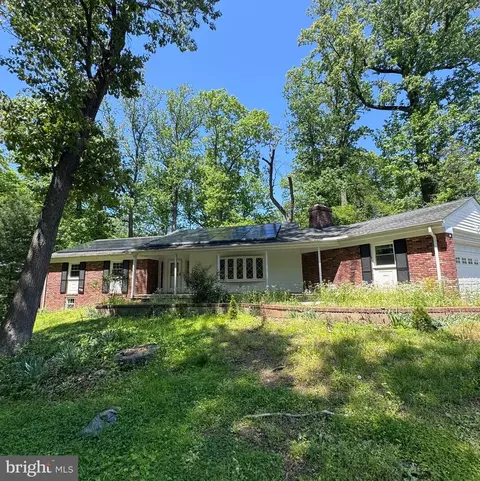 9500 Powderhorn Ln, Parkville, MD 21234