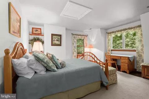 Bedroom - 3903 Dance Mill Rd, Phoenix, MD 21131 photo 6 of 6