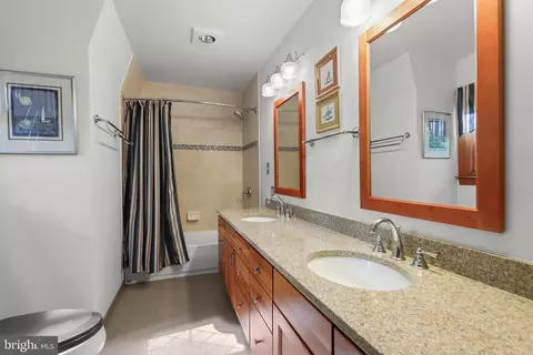 Bath - 3903 Dance Mill Rd, Phoenix, MD 21131 photo 4 of 6