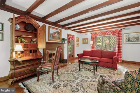 Living - 3903 Dance Mill Rd, Phoenix, MD 21131 photo 1 of 2