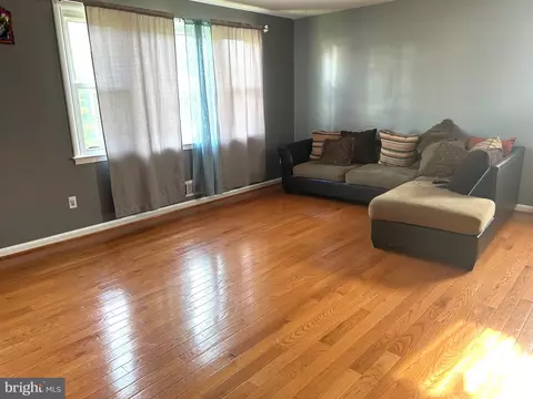 Living - 1564 Sulphur Spring Rd, Halethorpe, MD 21227 photo 3 of 3