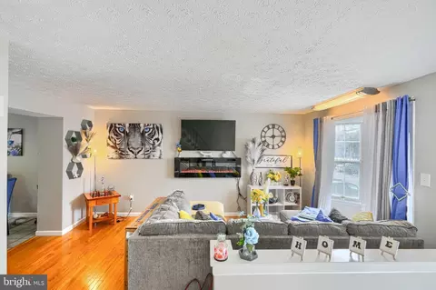 Living - 4067 Rustico Rd, Middle River, MD 21220 photo 2 of 2