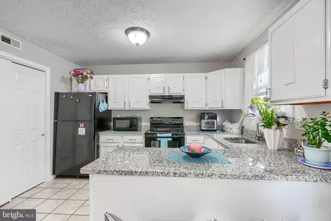 Kitchen - 4067 Rustico Rd, Middle River, MD 21220 photo 2 of 3