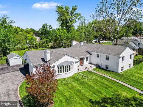 3522 Barton Oaks Rd, Pikesville, MD 21208