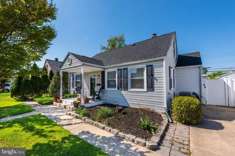 8116 Dundalk Ave, Dundalk, MD 21222