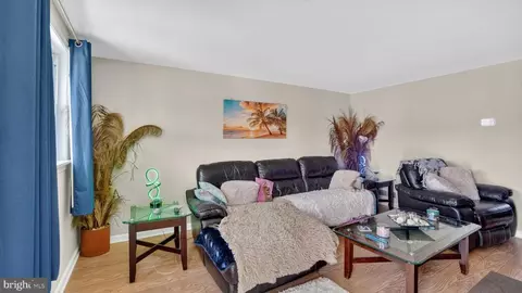 Entry Way - 7836 Kavanagh, Dundalk, MD 21222 photo 2 of 16