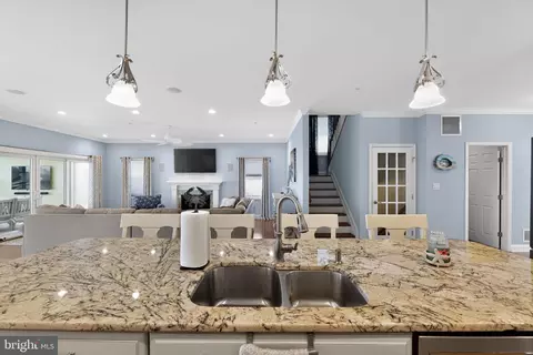 Kitchen - 1234 Burke Rd, Middle River, MD 21220 photo 5 of 7