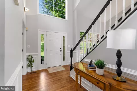 Entry Way - 5 Cooperstown Ct, Phoenix, MD 21131 photo 3 of 7