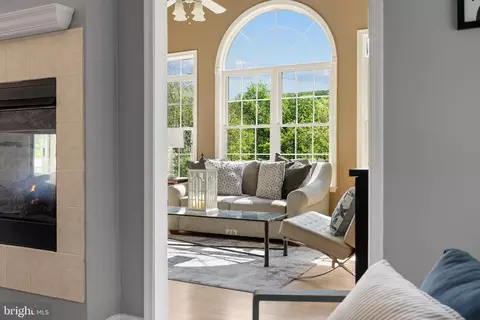 Entry Way - 5 Cooperstown Ct, Phoenix, MD 21131 photo 1 of 7