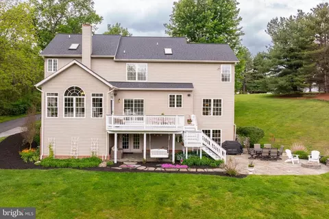 Exterior - 5 Cooperstown Ct, Phoenix, MD 21131 photo 6 of 9