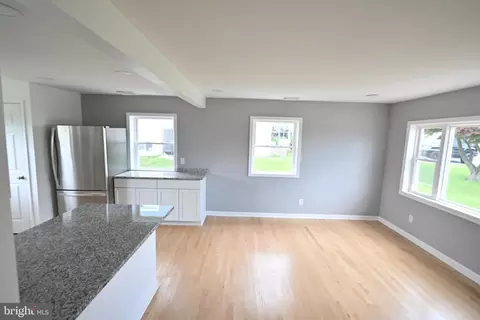 Living - 34 Compass Rd, Middle River, MD 21220 photo 4 of 4