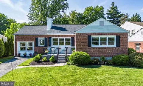 418 Range Rd, Towson, MD 21204 photo 2