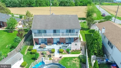 View/Area - 8820 Avenue B, Sparrows Point, MD 21219 photo 11 of 12