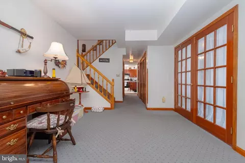 Entry Way - 8820 Avenue B, Sparrows Point, MD 21219 photo 3 of 4