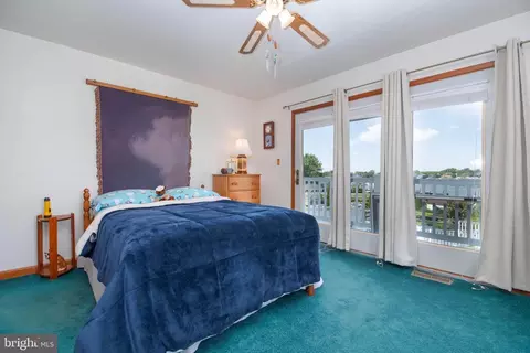 Bedroom - 8820 Avenue B, Sparrows Point, MD 21219 photo 1 of 8