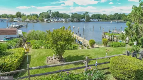 View/Area - 8820 Avenue B, Sparrows Point, MD 21219 photo 8 of 12