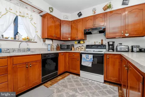 Kitchen - 8820 Avenue B, Sparrows Point, MD 21219 photo 1 of 2