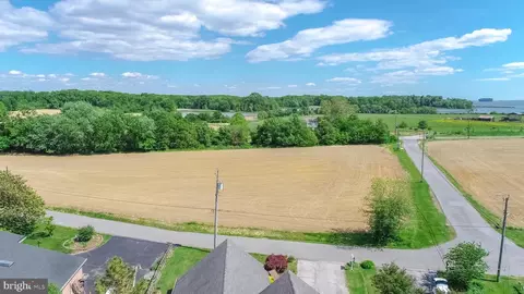View/Area - 8820 Avenue B, Sparrows Point, MD 21219 photo 9 of 12