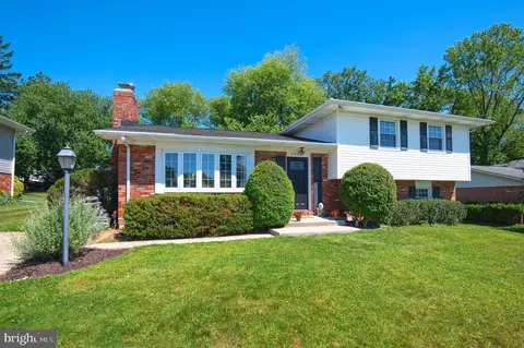 2532 Londonderry Rd, Lutherville Timonium, MD 21093