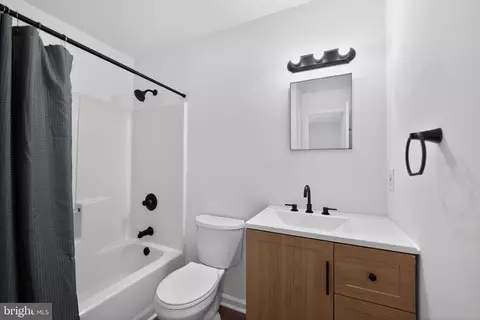 Bath - 13218 Rivervan Ave, Middle River, MD 21220 photo 1 of 2