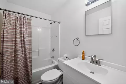 Bath - 13218 Rivervan Ave, Middle River, MD 21220 photo 2 of 2